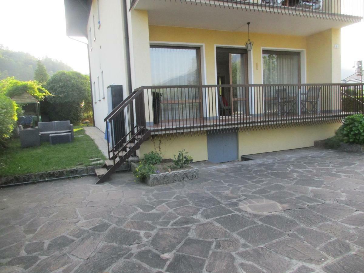 La Perla Del Lago Apartment Calceranica al Lago Bagian luar foto